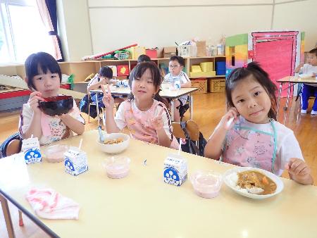 つきカレー試食