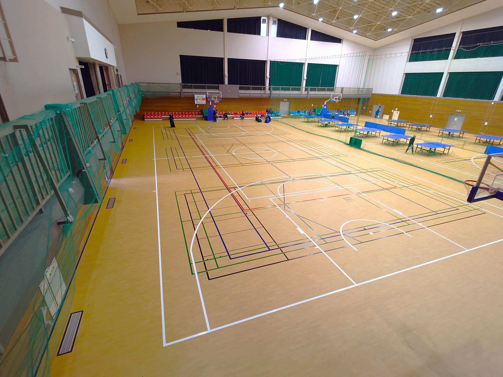 村民体育館アリーナ床1
