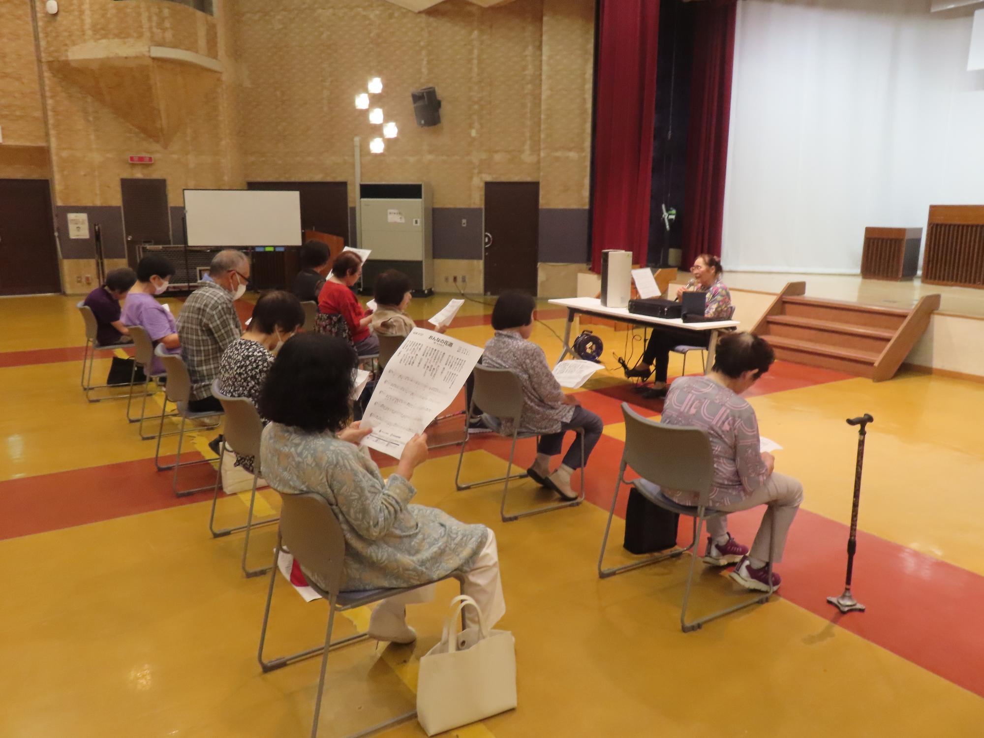 人生楽園クラブ趣味の講座 カラオケ